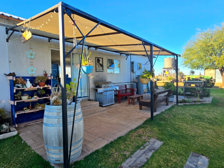 2 Bedroom Property for Sale in Keimoes Rural Northern Cape